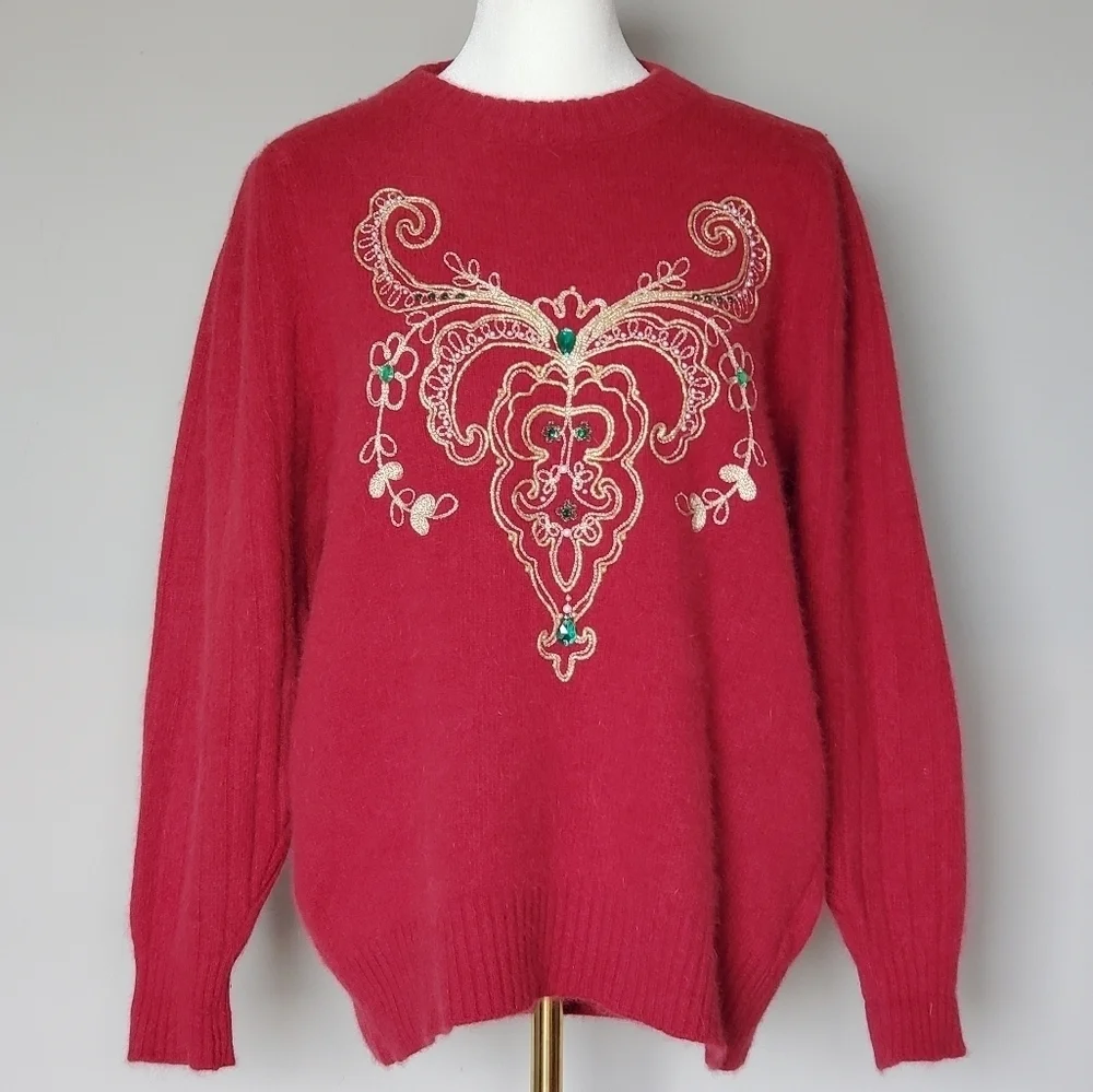 Vintage Kenji RN# 75343 Reindeer Holiday Sequin Embroidered Angora Wool Sweater